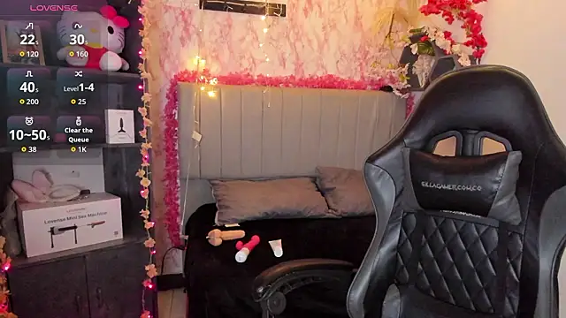 Scarlett21   online show from March 25, 1:21 pm