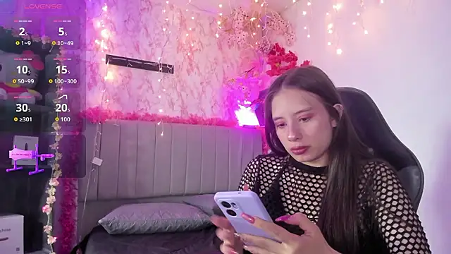 Scarlett21   online show from February 24, 4:13 am