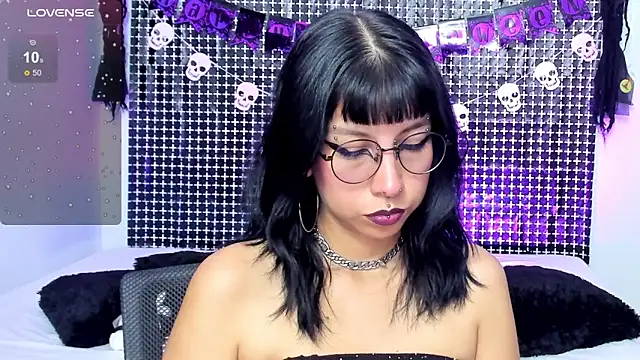 Rose 72 online show from October 28, 7:35 pm