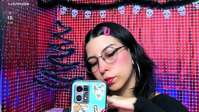 Rose 72 online show from December 3, 7:35 pm