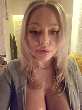 misstitmouseofficial online show from January 11, 4:36 pm