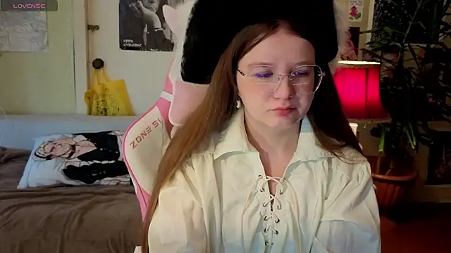 Sienna-Cow online show from September 23, 10:55 am