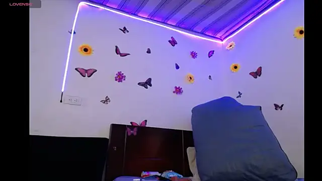 Julieta Big online show from September 28, 6:09 am