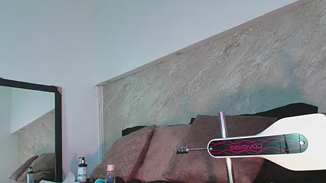 Dixie grey1 online show from March 27, 2:51 pm