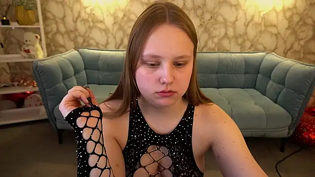 CrystallPaws online show from March 14, 6:41 am