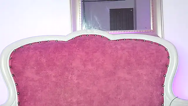 Snapshot of beauty_doll1 chatting on June 30, 5:35 pm beauty doll1 online show from June 30, 5:35 pm