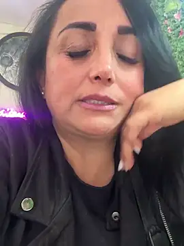 hotadhara01 online show from February 4, 6:03 pm