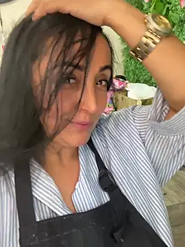 hotadhara01 online show from March 27, 3:24 pm