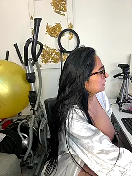 hotadhara01 online show from November 6, 3:16 pm