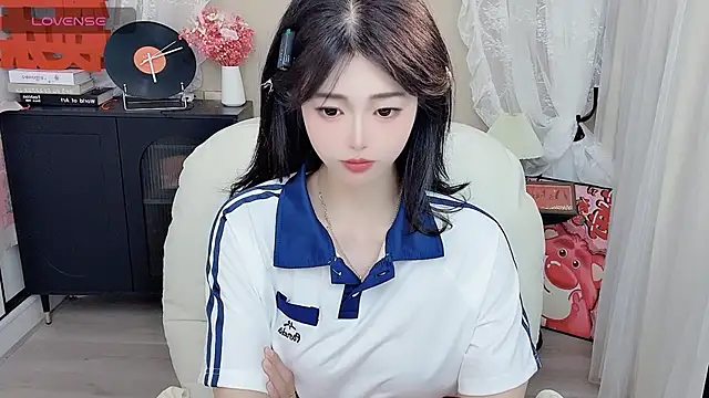 CeeKie online show from April 10, 10:44 am