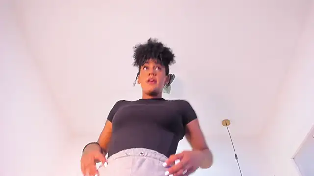 OnlyGia online show from April 10, 11:01 pm