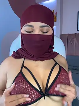 Snapshot of Natashaaa1 chatting on July 8, 7:58 pm Natashaaa1 online show from July 8, 7:58 pm