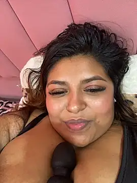 Snapshot of Hela_Collins chatting on October 19, 11:24 am Hela Collins online show from October 19, 11:24 am