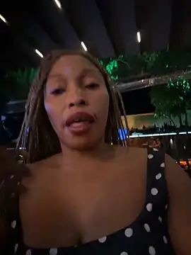 Snapshot of kinghtwalker chatting on November 27, 9:59 pm kinghtwalker online show from November 27, 9:59 pm