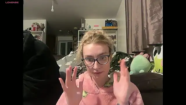 harleyblair online show from November 27, 11:05 pm