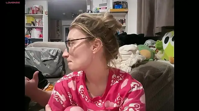 harleyblair online show from February 25, 11:04 pm