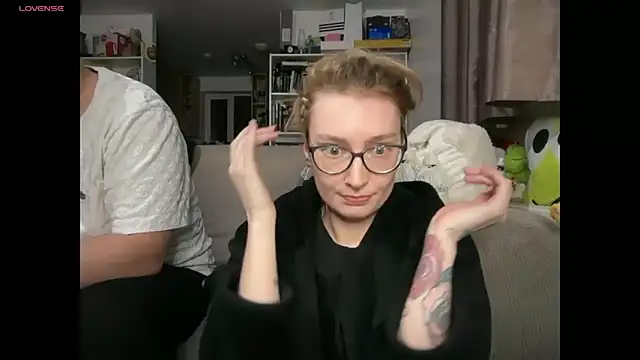 harleyblair online show from March 3, 11:12 pm