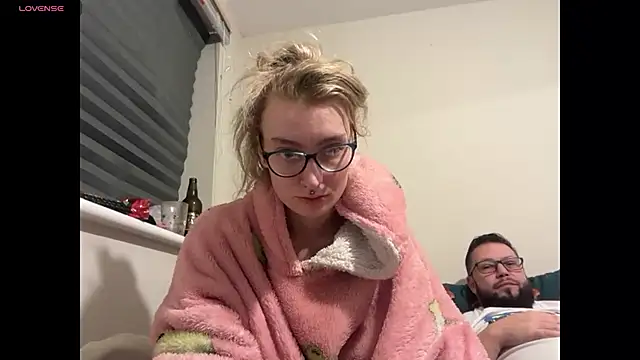 harleyblair online show from December 1, 11:05 pm