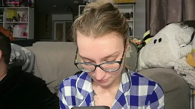 harleyblair online show from March 18, 11:16 pm