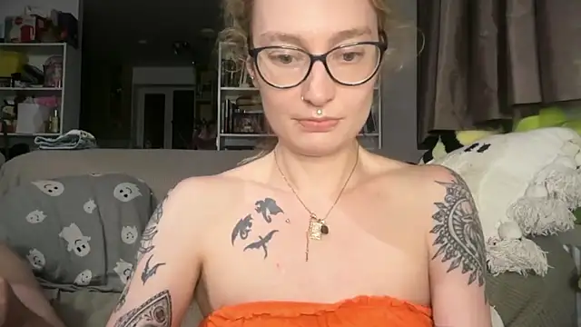 harleyblair online show from May 28, 10:04 pm