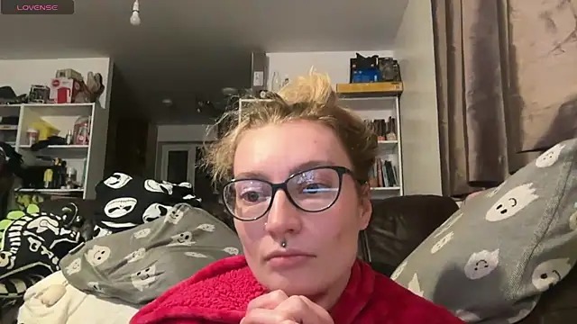 harleyblair online show from January 6, 11:09 pm