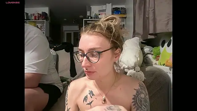 harleyblair online show from April 14, 10:04 pm