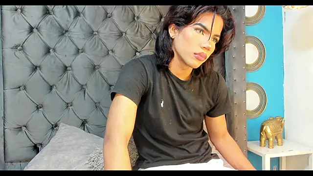 Snapshot of bxby_dolls chatting on October 4, 3:08 am bxby dolls online show from October 4, 3:08 am