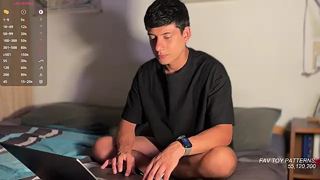 Snapshot of jim_dj chatting on July 22, 5:37 pm jim dj online show from July 22, 5:37 pm