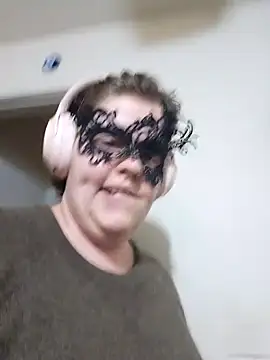 VeiledMuse online show from October 21, 1:16 am