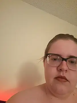 VeiledMuse online show from March 17, 1:30 am