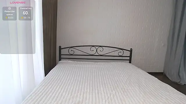 AlexsisFaee online show from March 31, 6:37 am