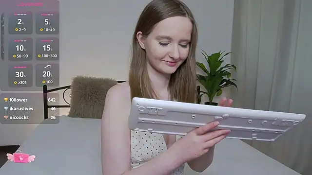 AlexsisFaee online show from May 21, 2:47 pm