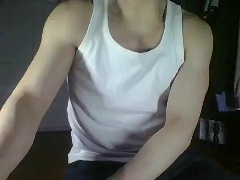 malacobi0 online show from June 16, 7:36 pm