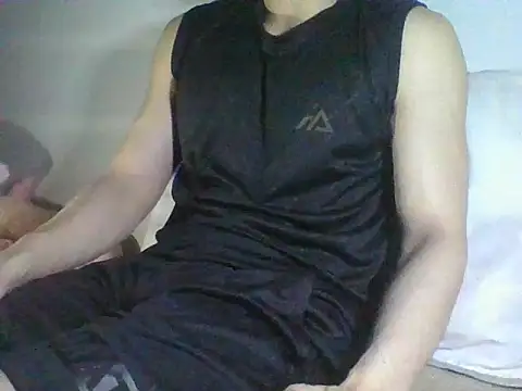 malacobi0 online show from March 1, 6:08 pm