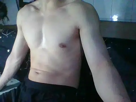 malacobi0 online show from September 24, 4:46 pm