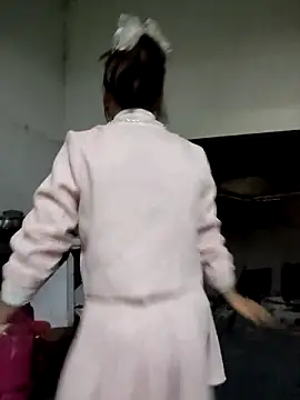 Snapshot of asian_2k chatting on February 3, 2:53 am asian 2k online show from February 3, 2:53 am