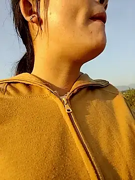 asian 2k online show from November 25, 12:33 am