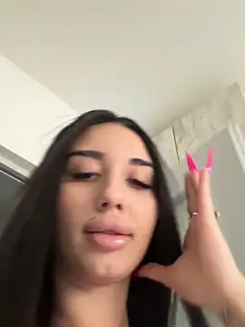 BlueEyes BB online show from April 10, 1:40 pm