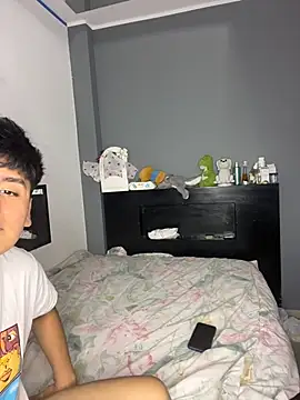 Kailertwink online show from November 13, 5:00 am