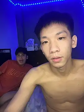 Kailertwink online show from April 2, 2:52 am