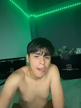 Kailertwink online show from March 1, 2:33 am