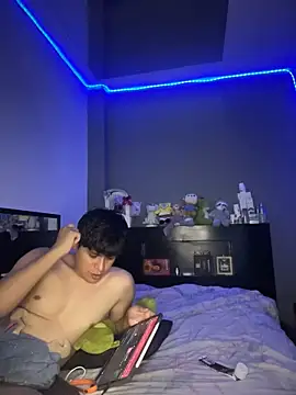 Kailertwink online show from June 3, 11:42 pm