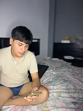 Kailertwink online show from November 15, 6:06 am