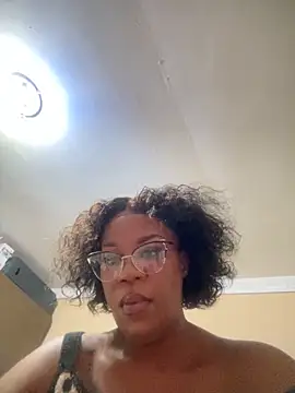 THICKBUNNYCHICKxxx online show from February 5, 8:37 pm