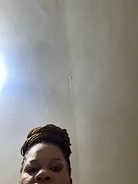 THICKBUNNYCHICKxxx online show from April 3, 8:26 pm