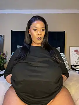 THICKBUNNYCHICKxxx online show from June 7, 6:57 pm