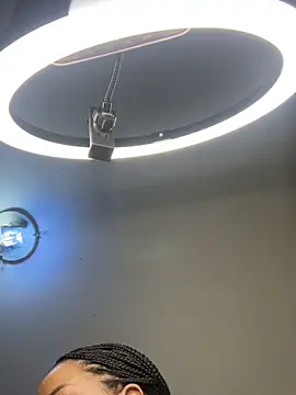 THICKBUNNYCHICKxxx online show from February 17, 8:17 pm