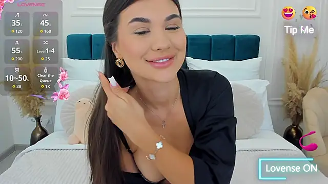 MonCarla online show from October 22, 5:40 am