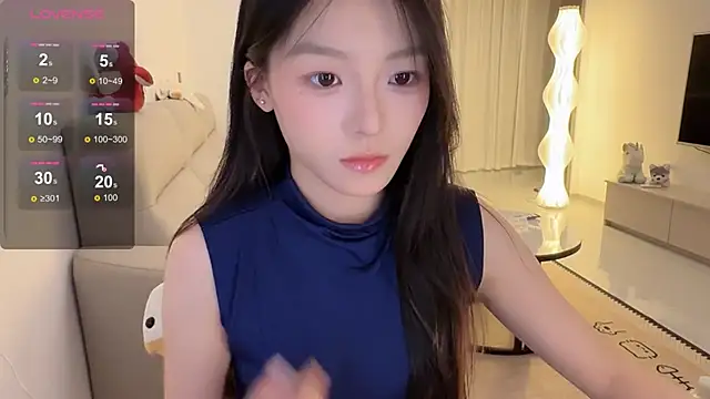 Robin-o3 online show from June 17, 3:33 pm