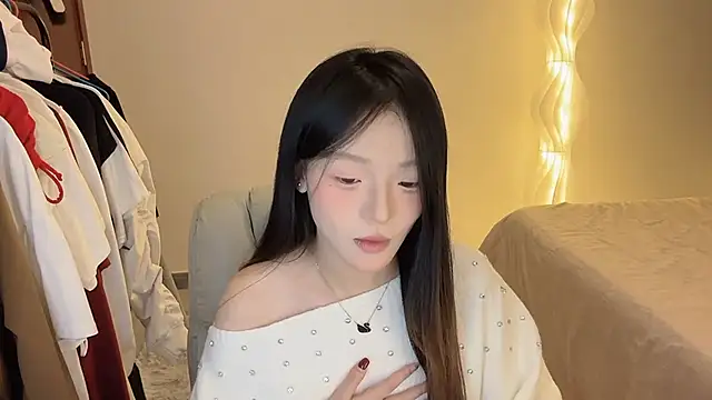 Robin-o3 online show from November 22, 9:30 am